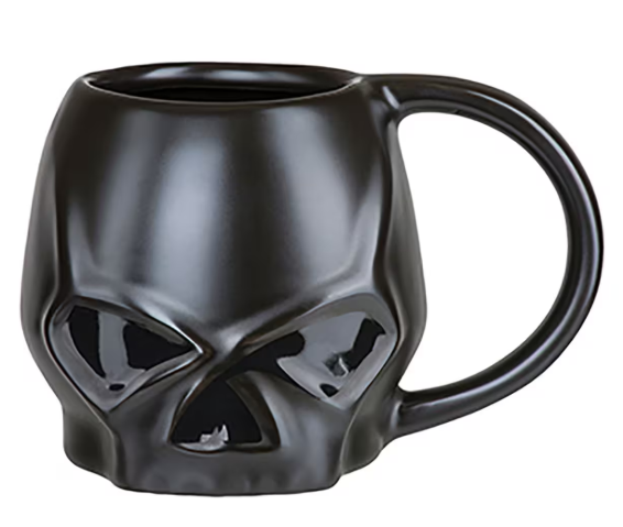 SCULTED SKULL MUG